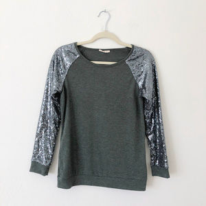 🛒 5/$25 Cheeky's Green Sequin Sleeve Sweater
